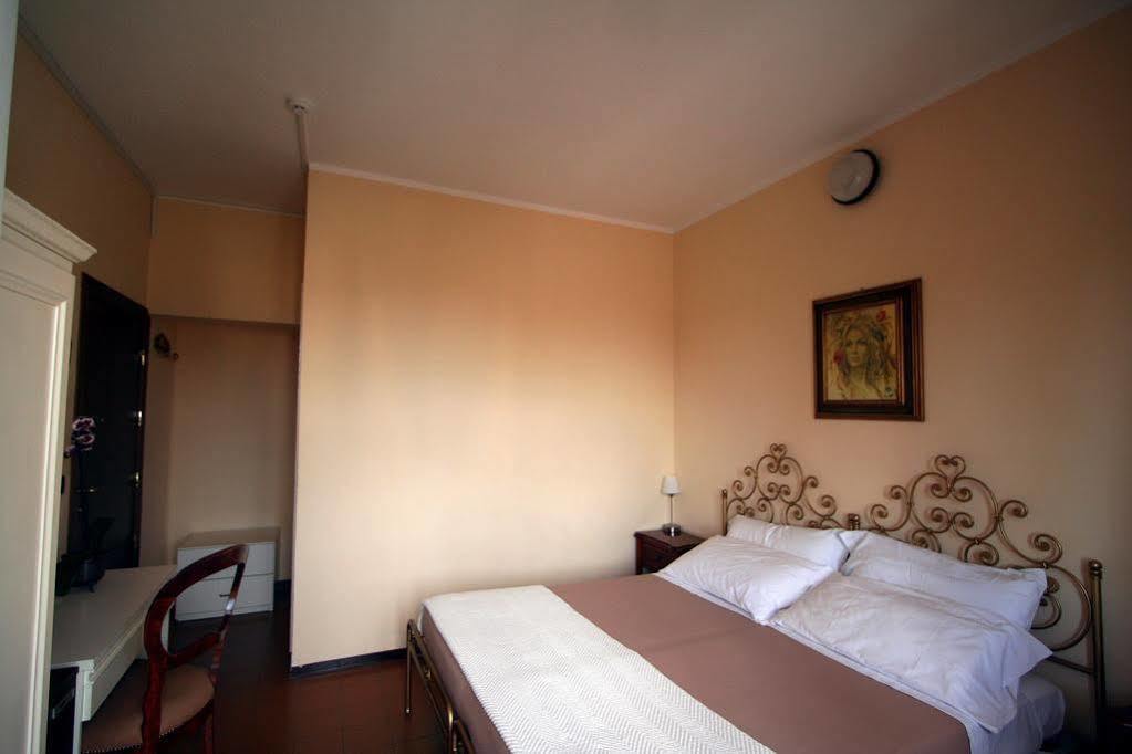 Hotel Adria & Resort Toscolano Maderno Exterior photo