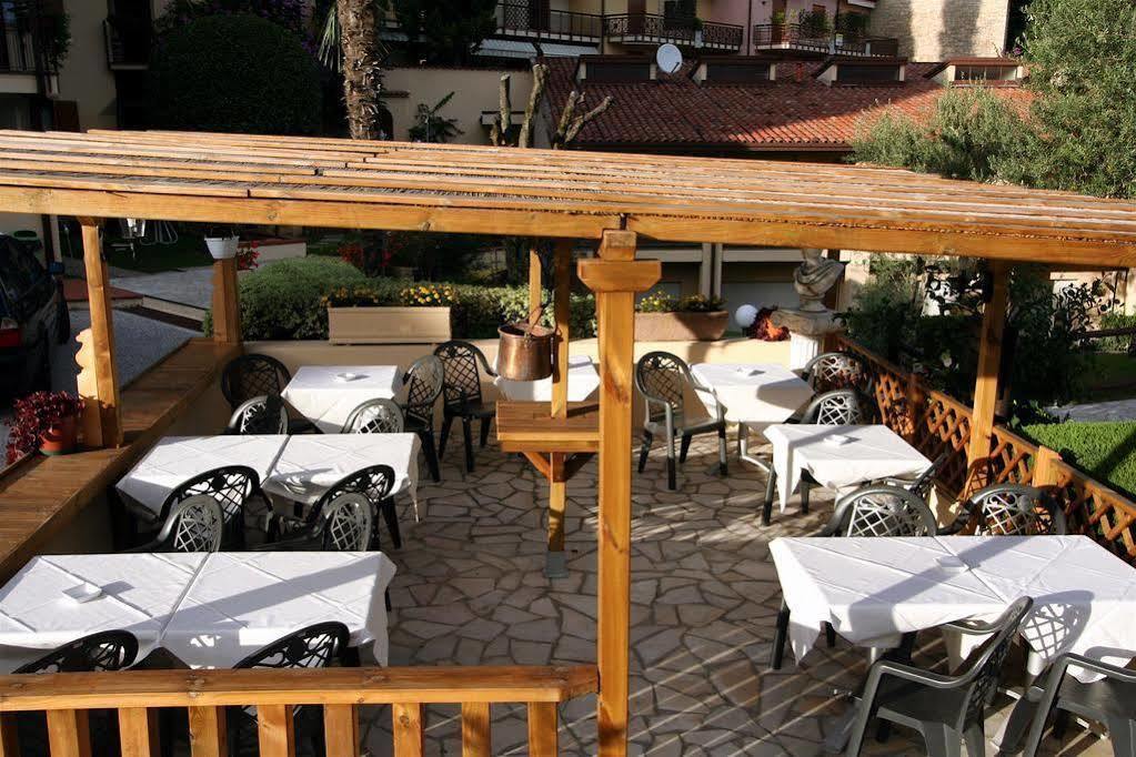 Hotel Adria & Resort Toscolano Maderno Exterior photo